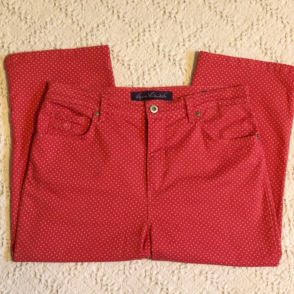 NWOT Gloria Vanderbilt Size 10 Amanda Capris